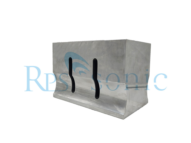 Sonotrode بالموجات فوق الصوتية لنظام اللحام مع تحليل FEA